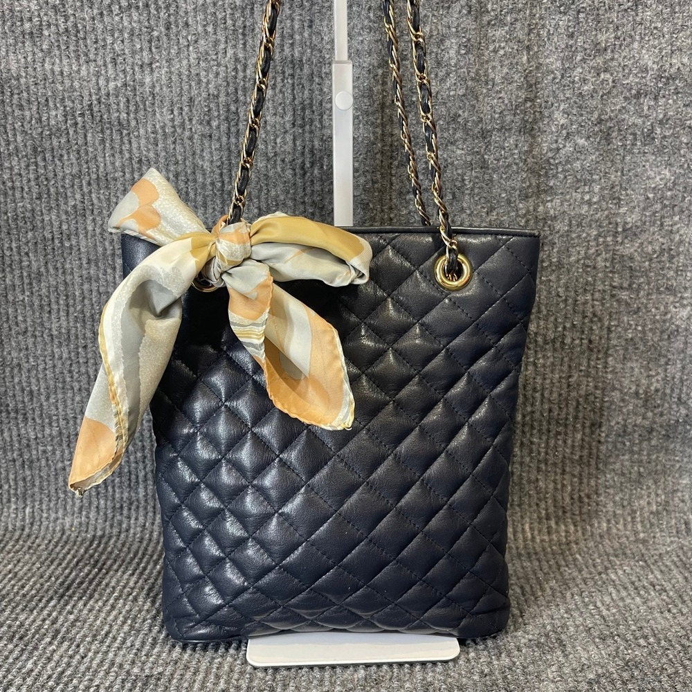 Vintage Talbots Quilted Navy Bucket Tote‎ Chain Strap Shoulder Bag Gold Hardware